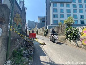 Jalan Amblas di Tanjakan Cipedes Bandung Akhirnya Ditambal