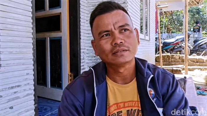 Zaenal, korban selamat dari tenggelamnya kapal di perairan Pulau Seribu