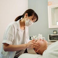 Mencoba Hollywood Silkpeel di Airin, Hasil Glowing Instan Tanpa Downtime