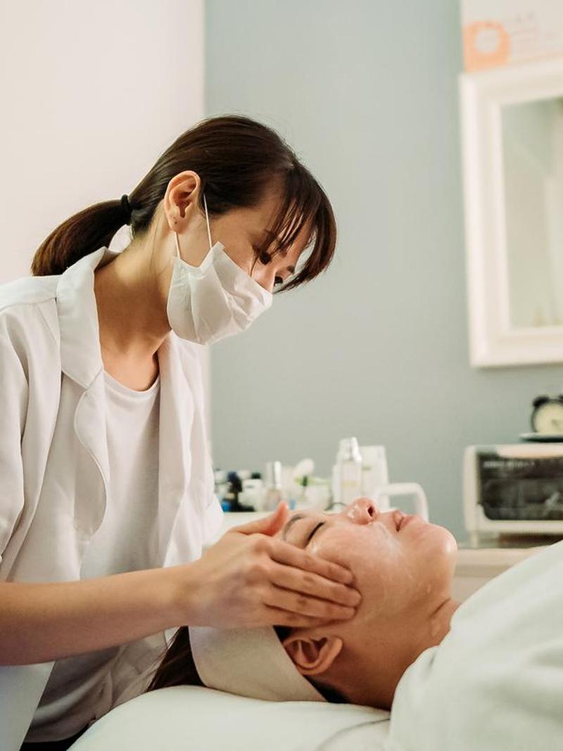 Mencoba Facial Bu Ayu di ZAP Clinic untuk Deep Cleansing dan Kulit Glowing