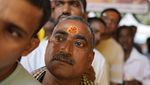 Adu Kuat Pegulat India Saat Festival Pemujaan Ular