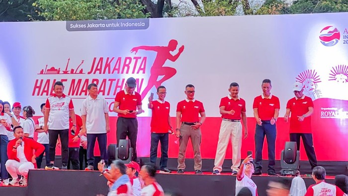 Bank DKI turut mendukung Jakarta Half Marathon 2023 yang digelar Minggu (20/08) lalu. Kegiatan ini sebagai dukungan promosi Kota Jakarta.