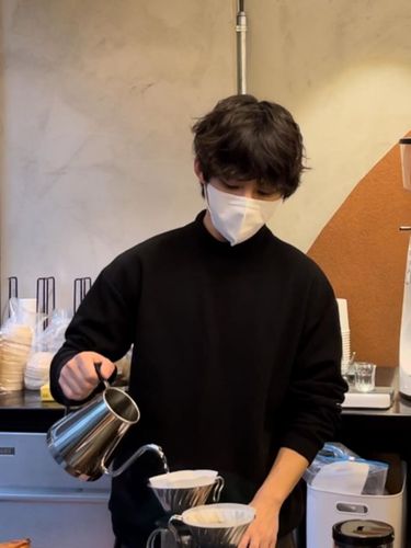 Choi Kwang Hyun, pria viral mirip V BTS dan Gong Yoo.