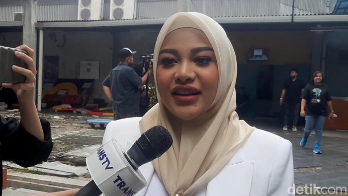 Instagram/aurelie.hermansyah