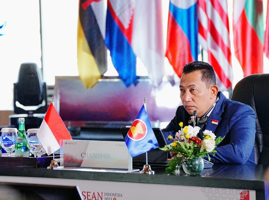 Kapolri Jenderal Listyo Sigit Prabowo memimpin Rapat Konsultasi ASEAN Ministerial Meeting On Transnational Crime (AMMTC) + 3 ke-13
