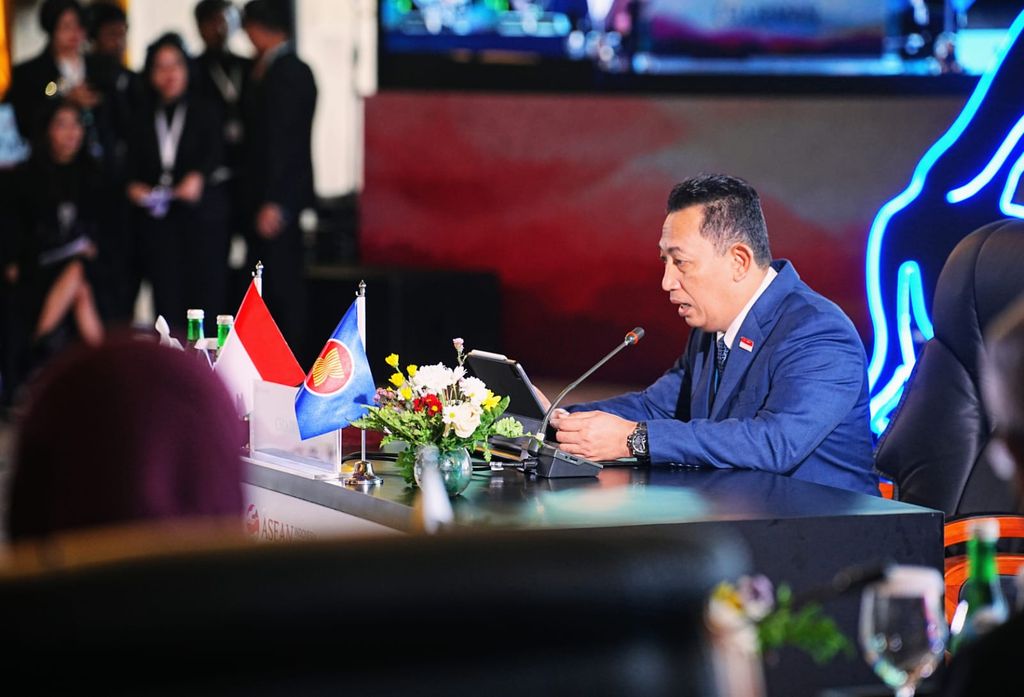 Kapolri Jenderal Listyo Sigit Prabowo memimpin Rapat Konsultasi ASEAN Ministerial Meeting On Transnational Crime (AMMTC) + 3 ke-13