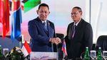 Momen Kapolri Serahkan Keketuaan AMMTC ke Laos