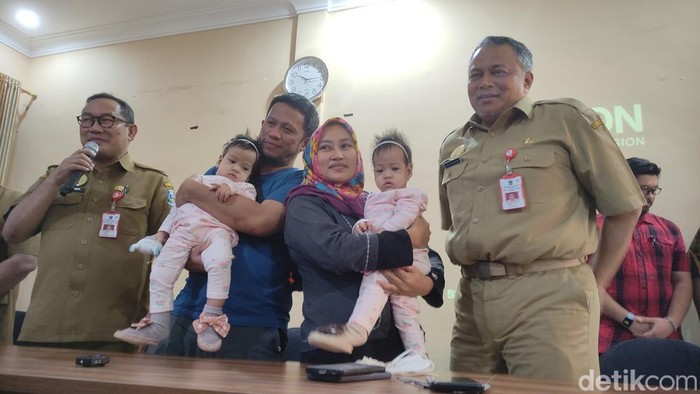 Kembar siam Aliyah dan Aisah boleh pulang ke rumah karena kondisinya membaik pascaoperasi pemisahan