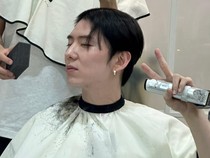 Foto Proses Kihyun MONSTA X Potong Rambut hingga Berangkat Wamil