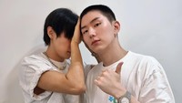 Di Twitter resmi MONSTA X, foto lain I.M dan Kihyun diunggah. (Foto: dok. Twitter @OfficialMonstaX)