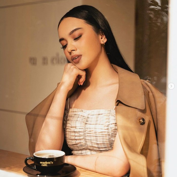 Lyodra merilis lagu berjudul Tak Dianggap pada Jumat, 18 Agustus 2023. Berikut ini lirik lagu yang videonya sedang trending tersebut.