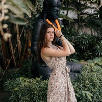 Tahun ini Manuella Aziza akan berusia 18 tahun pada September mendatang. Namun tampaknya ia belum mengikuti jejak sang ibunda turun ke industri entertainment. Foto: Instagram @manuellaaziza