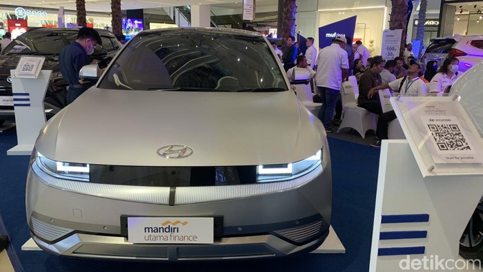 Mobil Hyundai Ioniq 5 Mejeng di MUF AUTO FEST 2023 di Medan (Kartika Sari/detikSumut)
