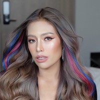 “Kenapa aku tidak boleh tampil cantik ketika kerja kasar? Ini adalah profesi yang dijalani orangtuaku untuk membesarkanku, jadi aku bangga, katanya seperti dikutip dari The Straits Times. Foto: Facebook/Pattaramon Thocharoen