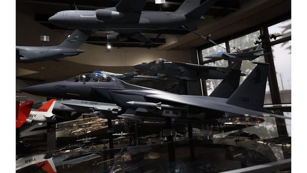 Penandatanganan MoU komitmen pembelian 24 Unit Pesawat Tempur F-15EX. (Instagram/prabowo)