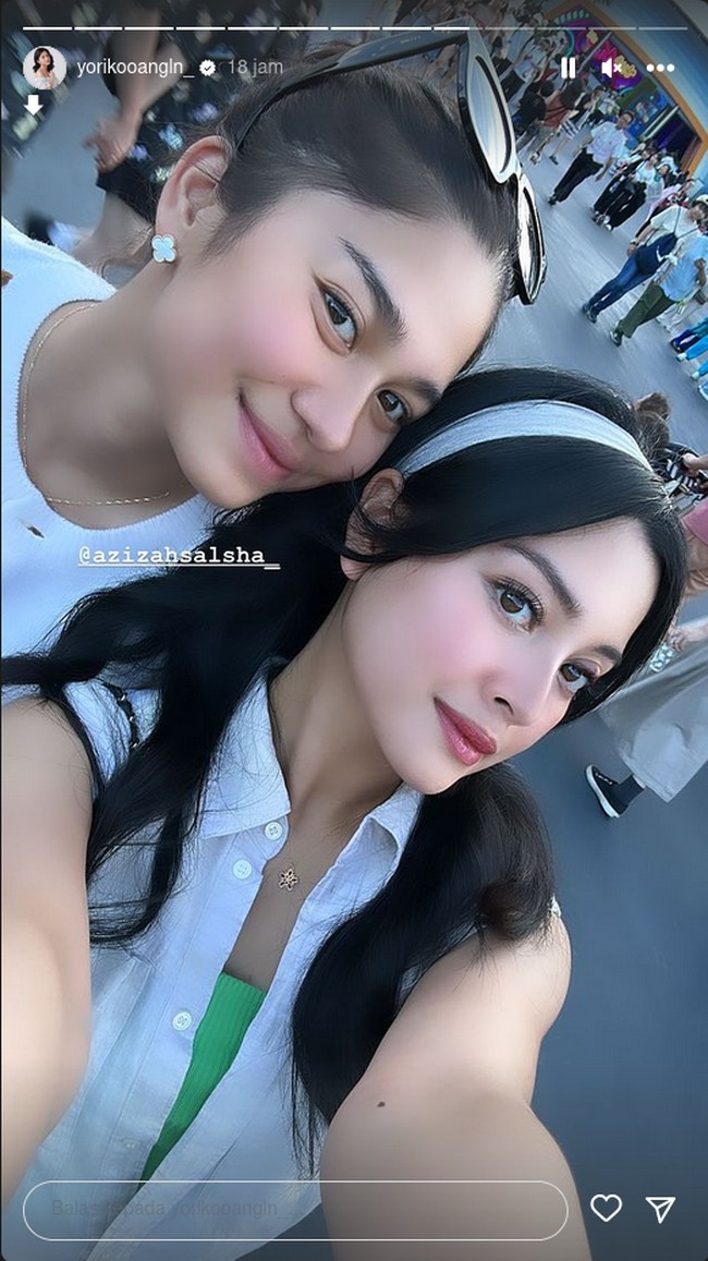 Artis lain yang mendampinginya di hari bahagia adalah Yoriko Angeline. Foto: Instagram