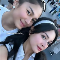 Artis lain yang mendampinginya di hari bahagia adalah Yoriko Angeline. Foto: Instagram