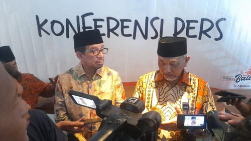 Presiden PKS Ahmad Syaikhu (kanan) saat konferensi pers di Badung, Selasa (22/8/2023).