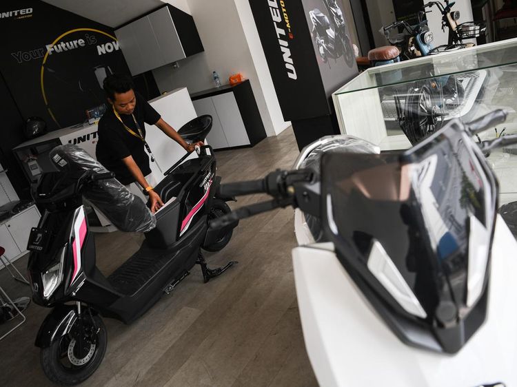 Menanti Subsidi Motor Listrik Dibuka Buat Masyarakat Umum, Kapan Nih?