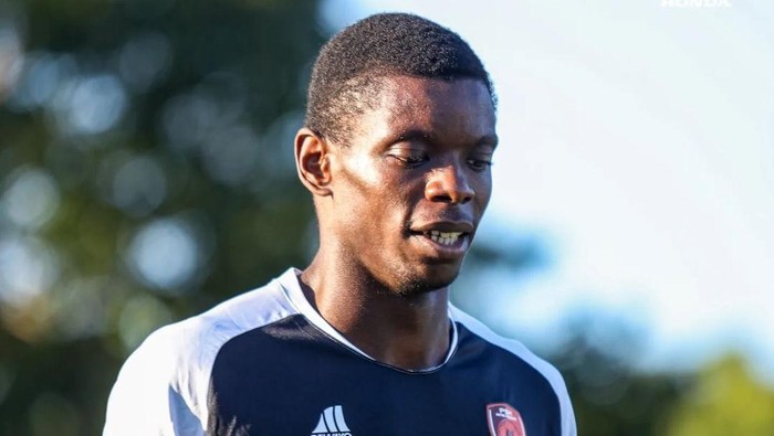 Striker PSM Makassar Adilson Silva.