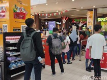 Warga Buru TV-Sepeda Listrik di Full Day Sale Transmart DP Mall Semarang