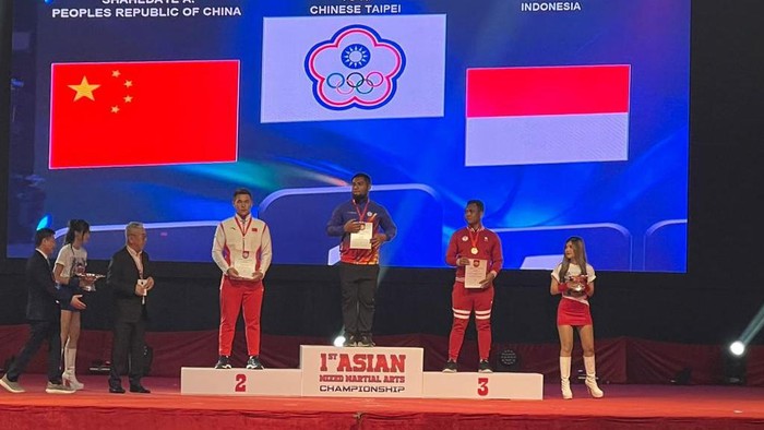 Nama Indonesia kembali harum di mata internasional. Kali ini, Timnas MMA Indonesia binaan PB Pertacami (Pengurus Besar Persatuan Tarung Campuran Indonesia) berhasil menyabet medali satu perak dan 3 perunggu di Kejuaraan 1st Asian Mixed Martial Arts (AMMA) Championship 2023 di Bangkok.