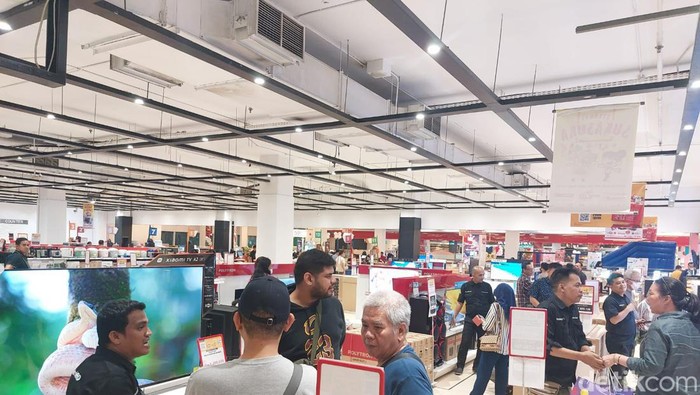 Transmart Full Day Sale di Transmart Cempaka Putih