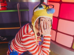 Chanhyuk Turunkan Ego demi Suhyun dan Pendengar AKMU di Album Baru