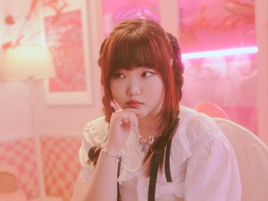 Suhyun Paksa Chanhyuk Bawa AKMU Putar Balik Menuju Era Debut