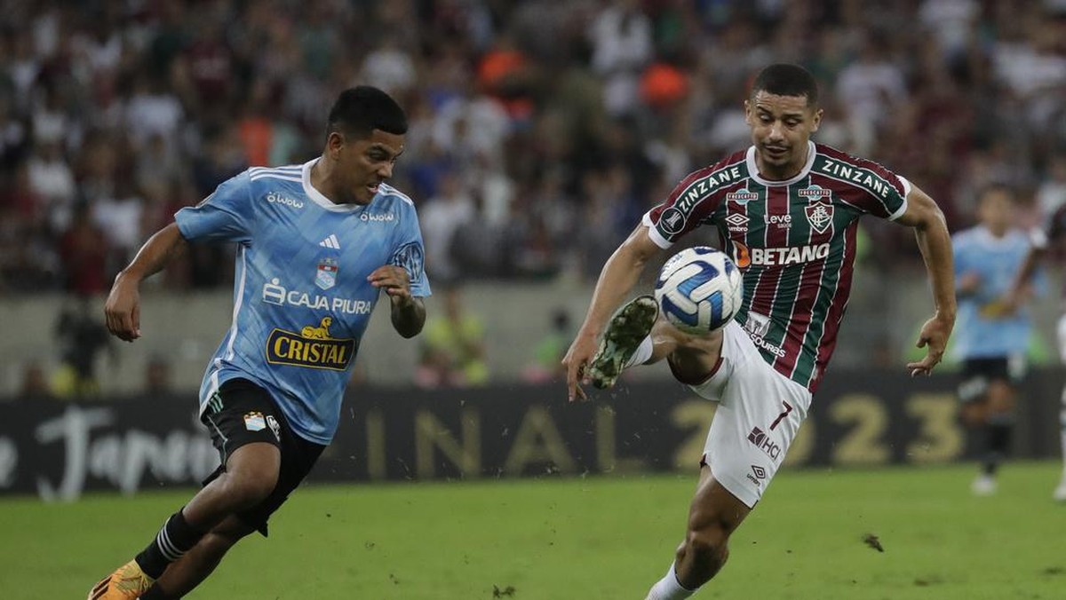 Tawaran Liverpool untuk Gelandang Fluminense Andre (kanan) ditolak (AP/Bruna Prado)