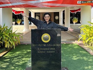 Ashanty Resmi Jadi Mahasiswa Baru Pascasarjana Unair, Ini Pesan Rektor