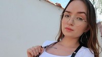 Palomas mengaku dia bisa menghasilkan sebanyak US$ 30 ribu atau sekitar Rp 447 juta. Pengakuan Babi Palomas itu justru menuai hujatan. (Foto: dok. Instagram/@babipalomas)