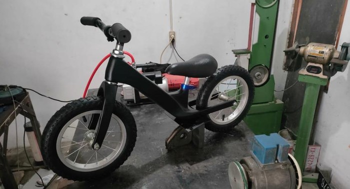 Balance bike