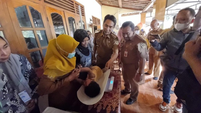 Bupati Madiun Ahmad Dawami Ragil Saputra