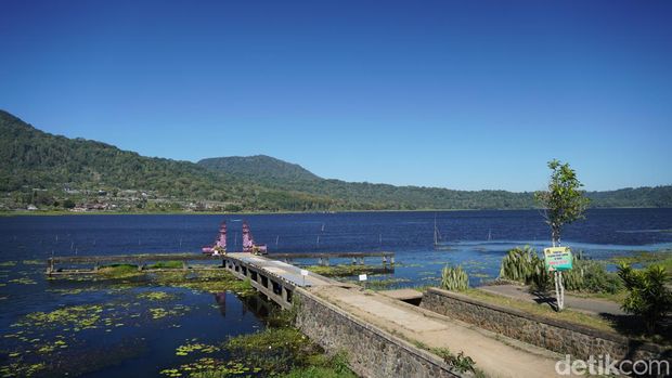 Danau Buyan, di Bedugul, Bali