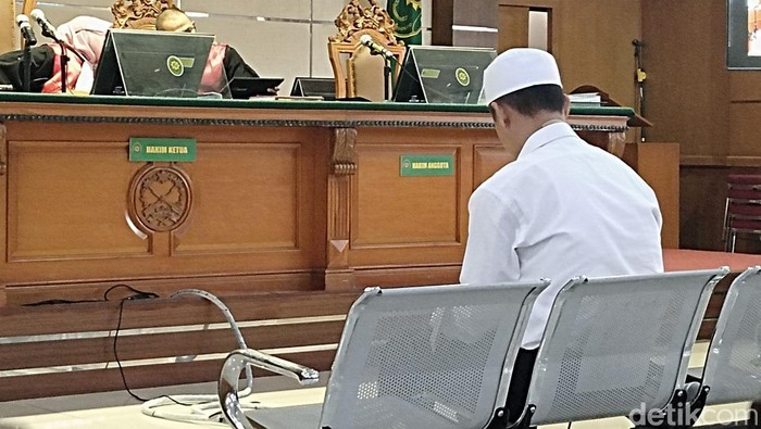 Dirut PT CIFO Sony Setiadi saat menghadiri sidang tuntutan di Pengadilan Tipikor Bandung, Rabu (23/8/2023).