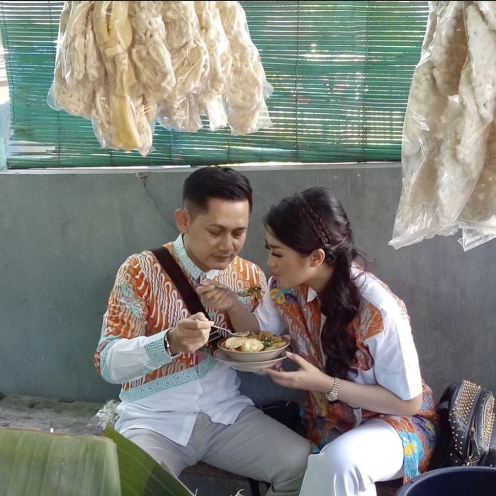 Fitri Carllina 2
