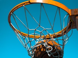 5 Lapangan Basket di Surabaya yang Melegenda