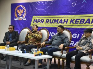 Singgung Politik Transaksional, Waka MPR Sebut Demokrasi RI Menyimpang