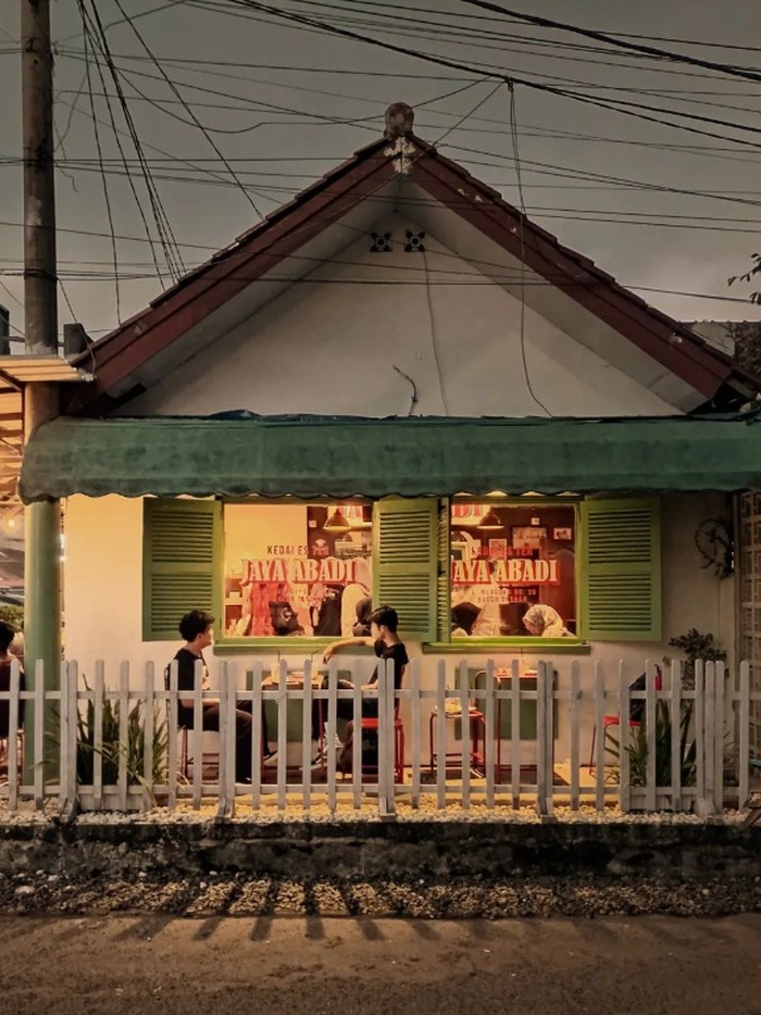 Kafe dekat stasiun Bogor