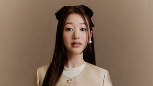 Visualnya mirip banget sama sang adik, Jang Won Young, setuju gak? Foto: dok. theqoo