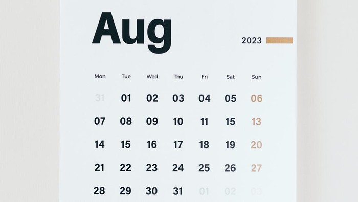 kalender Agustus 2023.