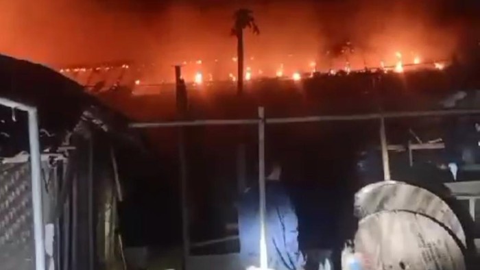 Kantor Kelurahan Kayuloko, Sidoharjo, Wonogiri terbakar, Selasa (22/8/2023) malam.
