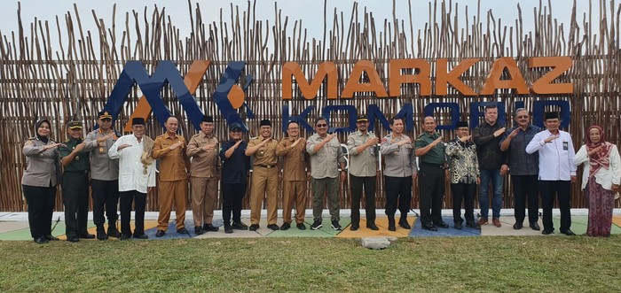 Kawasan Agro Eduwisata (AEW) Markaz Komobid di Pondok Pesantren Al Markaz di Kabupaten Serang, Banten yang resmi dibuka hadir untuk meningkatkan wisata pertanian di Serang.