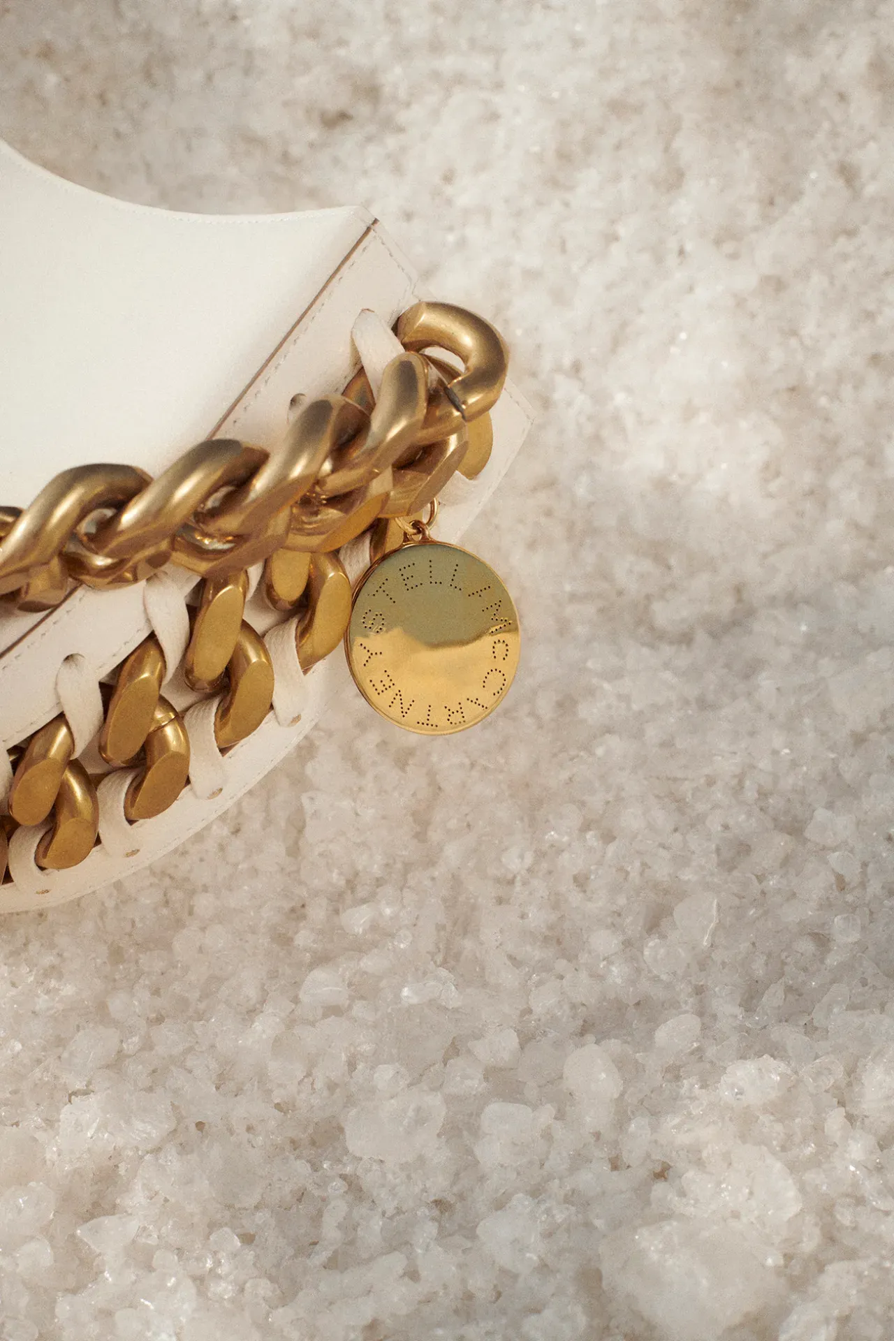 Kendall Jenner di Kampanye Stella McCartney Kendall Jenner di Kampanye Stella McCartney