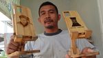 Potret Cari Cuan Lewat Bisnis Casing HP dari Bambu