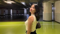 Melati Sesilia juga tak cuma pandai menyanyi dan berakting, tetapi ia pintar berbisnis karena sudah punya dua usaha makanan yakni nasi bakar dan ayam goreng cabe ijo. (Foto: dok Instagram)