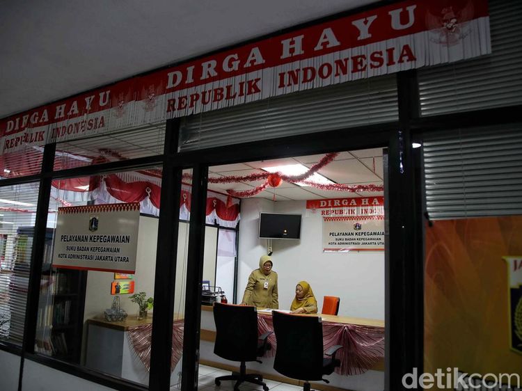 Melihat Suasana WFH 50 Persen ASN di Kantor Walkot Jakut