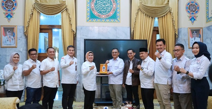 Pemkab Serang dan KPID