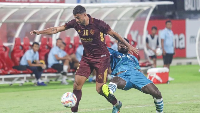 PSM Makassar berhadapan dengan Yangon United di playoff Piala AFC. Juku Eja berhasil menang telak 4-0.